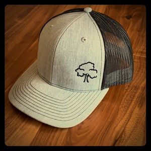 Oak - Trucker Style Mesh Cap